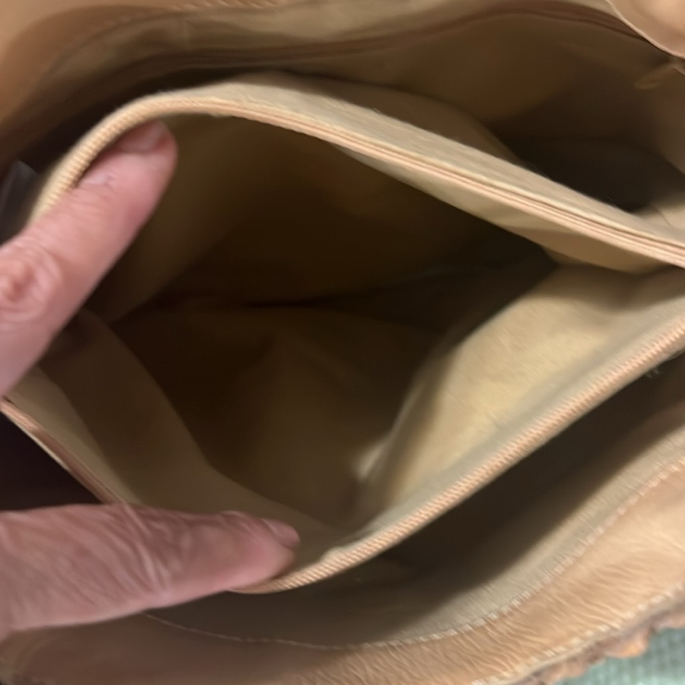 Leather Woven Tan and Cream Women's Bag - Picture 8 of 9